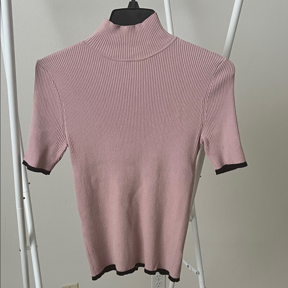 Kenneth Cole Mauve Ribbed Knit Top